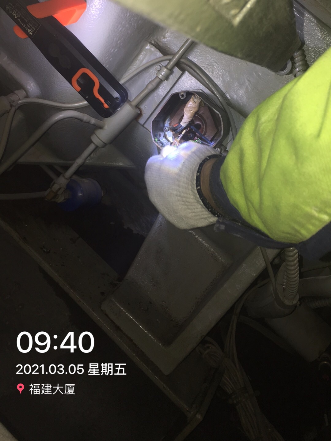 中央空調清洗師傅有什么要求么？專業的空調清洗師傅有什么證